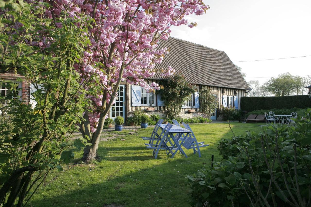 Chambre Meublee "La Roseliere" Sainte-Colombe  Exterior photo